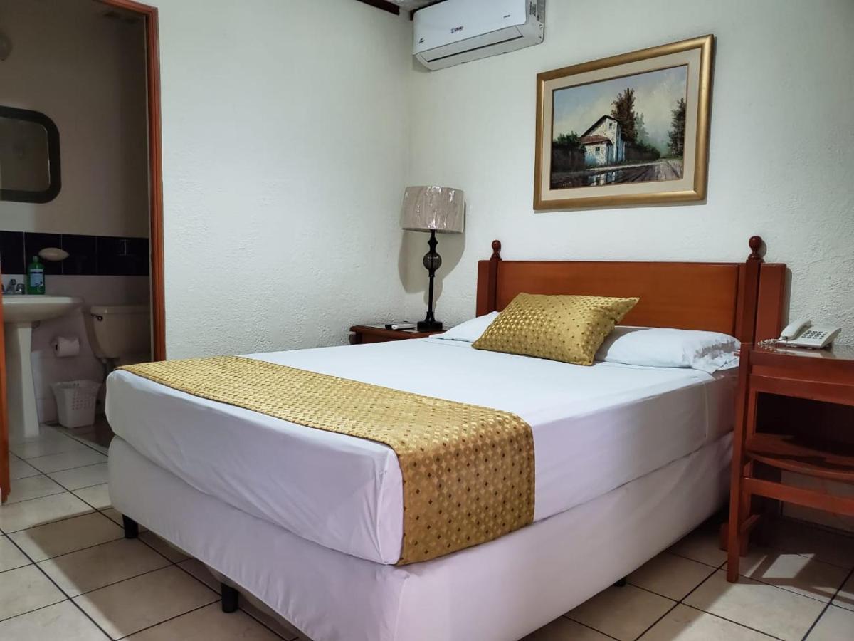 Hotel Villa Serena Escalon San Salvador Zewnętrze zdjęcie