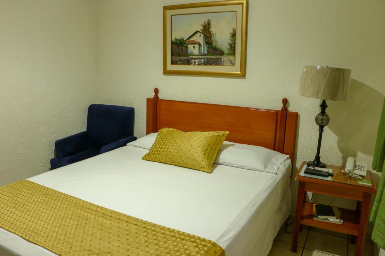 Hotel Villa Serena Escalon San Salvador Zewnętrze zdjęcie